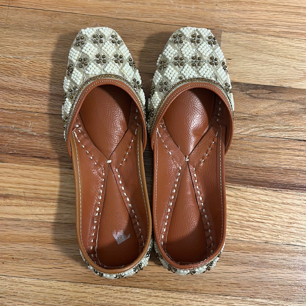 Brand new unworn gold pearl beaded Indian Jutti